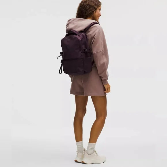 Lululemon New Crew Backpack 22L Updated Black Plum - Picture 3 of 9